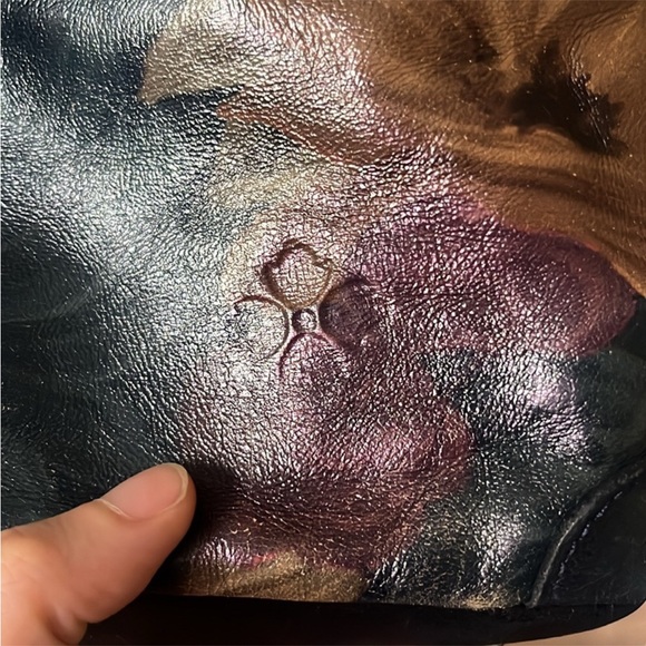 Patricia Nash Drawstring Shoulder Handbag (Peruvian Painting) Pattern - Picture 10 of 14